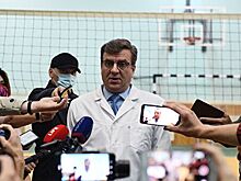 Лечивших Навального омских медиков поощрят