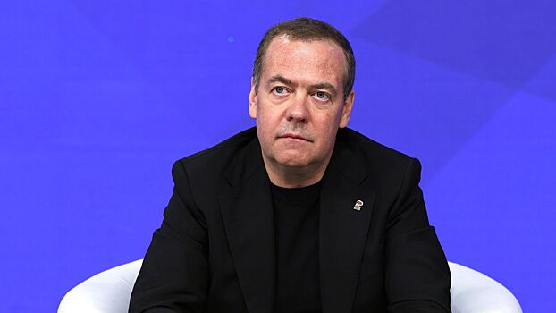 Медведев прокомментировал недопуск Джорджеску к выборам