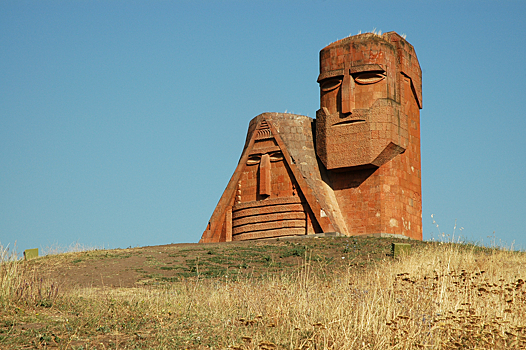 "Войны не избежать": история конфликта в Карабахе