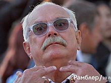 Никита Михалков будет брать налог с наклеек видеокассет