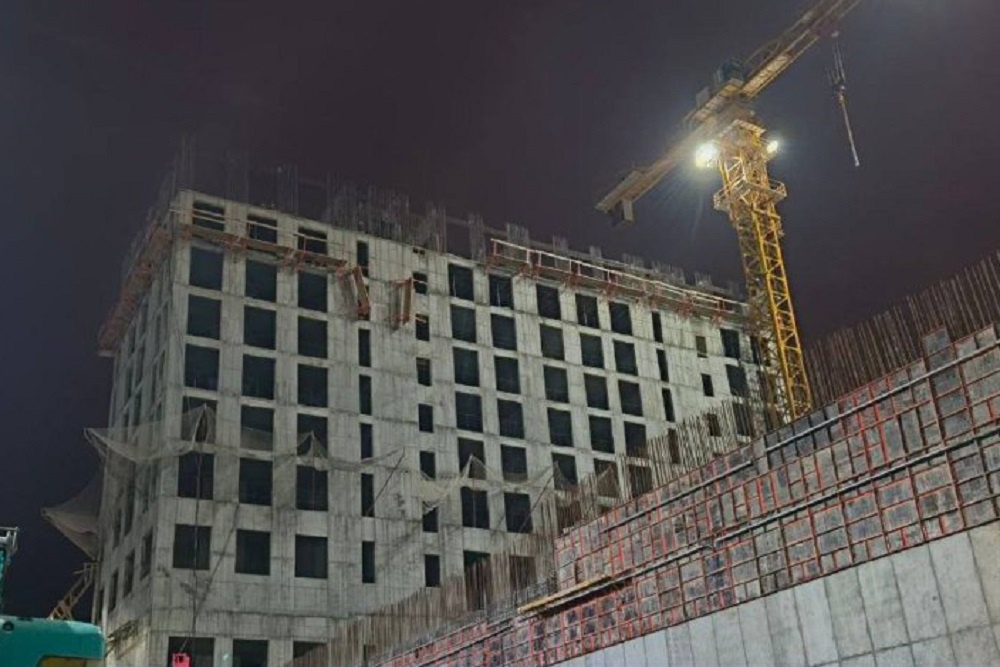 В Приморье на стройплощадке при падении с высоты погибли двое рабочих