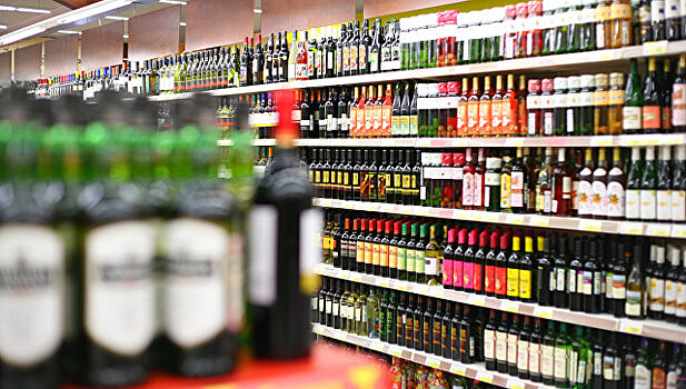 В Москве ограничат продажу алкоголя 23 февраля