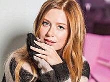 Юлия Савичева вспомнила, как в 16 лет стала «фабриканткой»