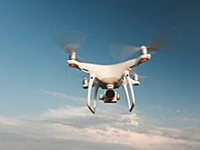 Bentley патентует встроенный в машину дрон-помощник в виде летающей буквы «B»