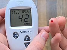 В шести российских регионах начнут дистанционно наблюдать за хроническими больными