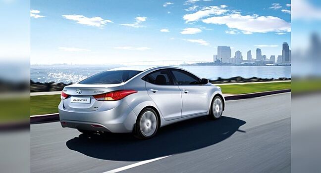 Стоит ли покупать седан Hyundai Elantra на вторичном рынке за 600 000 рублей