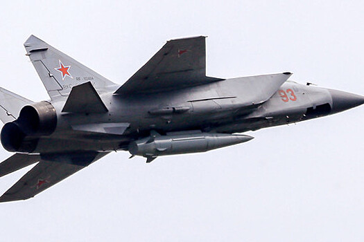 МО РФ: российский МиГ-31 сопроводил самолет P-3С "Орион" ВВС Норвегии над Баренцевым морем
