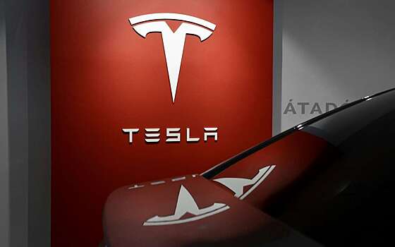 Tesla отзывает тысячи автомобилей: известна причина