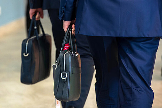 Юрист Константинов рассказал, для чего россияне оформляют бизнес в офшорах