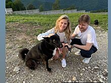 Никита Ефремов с невестой отдыхает в Сочи