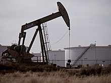 Американские сланцевые компании сокращают бурение из-за падения цен на нефть