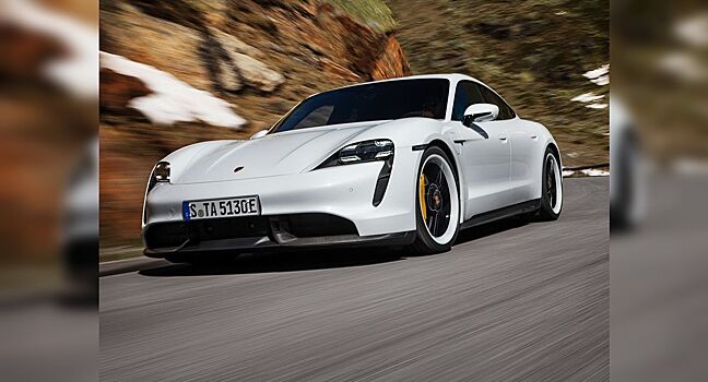 Сможет ли Porsche Taycan Turbo S обойти гиперкар McLaren P1