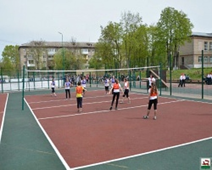 В Орджоникидзевском районе Уфы открылась многофункциональная спортивная площадка