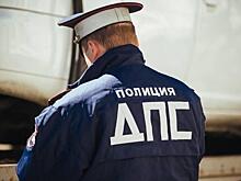 Пьяный мужчина за рулем малолитражки рассекал по улицам Владивостока