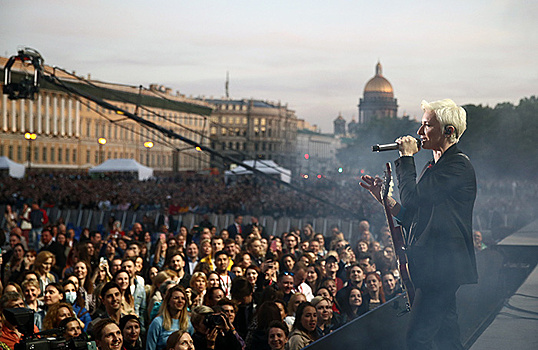 В Санкт-Петербурге массово отменили концерты