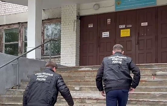 В Архангельске бывший студент техникума напал с ножом на преподавателей