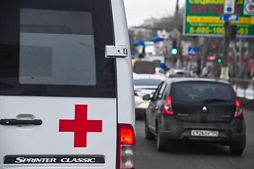 В Волгограде 4 человека пострадали в тройном ДТП с автобусом
