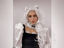 Регина Тодоренко случайно окрасила тело в ярко-розовый цвет из-за платья на шоу «Маска»