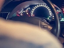 Дама сломала руку водителю, который не захотел везти ее в Петрозаводск