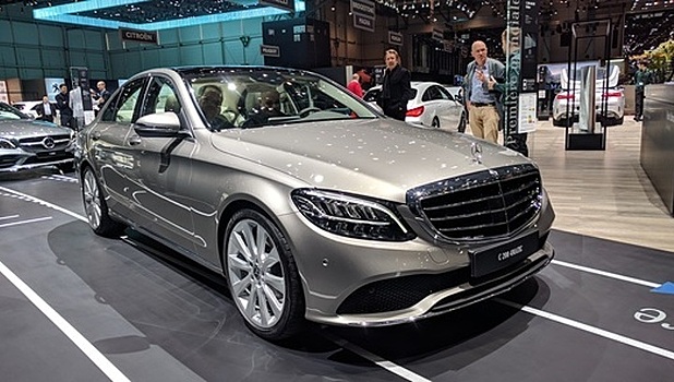 Около 600 000 дизельных "Мерседесов" оказались под угрозой отзыва