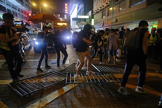 Гонконг может ограничить доступ к Интернету для сдерживания протестов