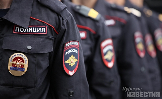 В Курске полицейские в респираторах проверят самоизолированных жителей