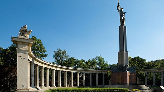«Проблема вандализма в Австрии существует»: посол РФ в Вене о мерах по защите монументов советским воинам от осквернителей
