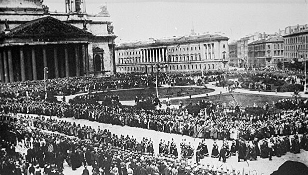 Похороны жертв февральской революции 1917 года