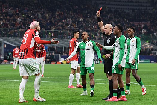 Милан — Фейеноорд — 1:1, обзор матча плей-офф Лиги чемпионов, голы: Хименес, Карранса, удаление Тео, 18 февраля 2025