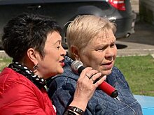 Акция «Поем двором» добралась до Заводского района