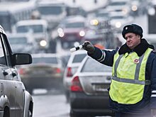 Водитель Porsche спровоцировал массовое ДТП в Москве