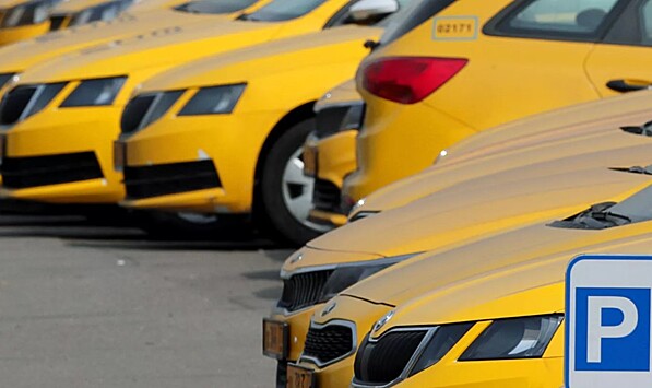 Президентам США и Казахстана запретили пользоваться такси в Абхазии