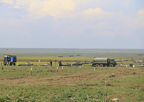 С соединениями 58-й общевойсковой армии ЮВО проведены тактические учения в Крыму в составе разнородных тактических групп
