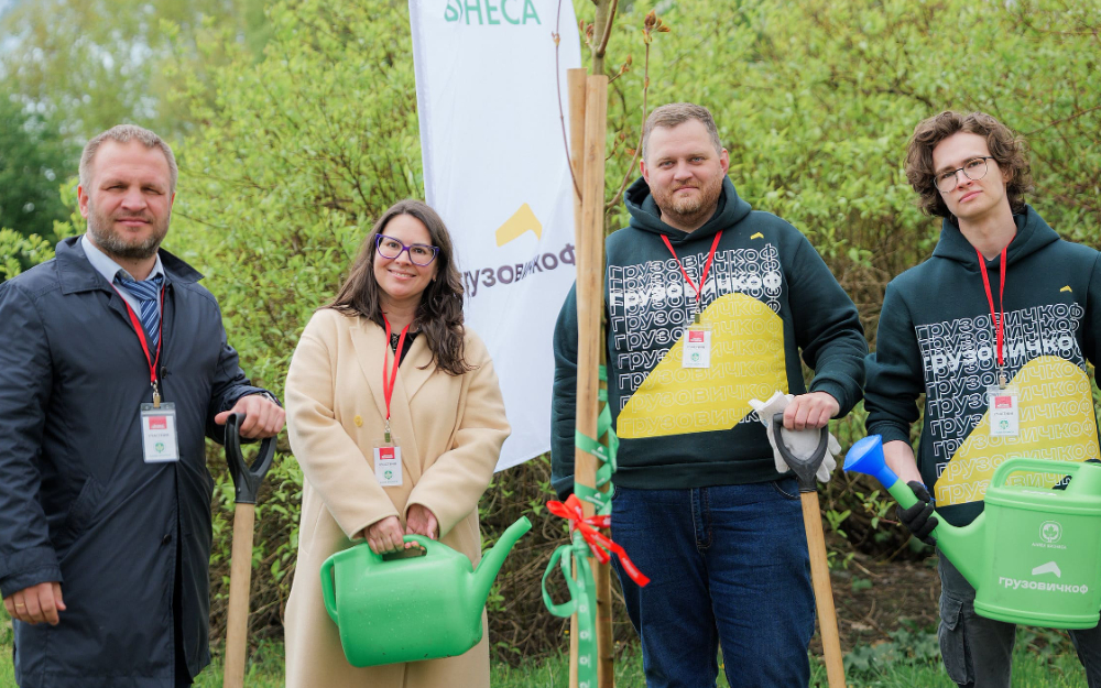 Сервис «Грузовичкоф» принял участие в акции «Аллея Бизнеса» в Петербурге