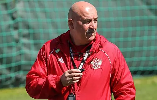 Станислав Черчесов - лучший тренер чемпионата Венгрии в марте