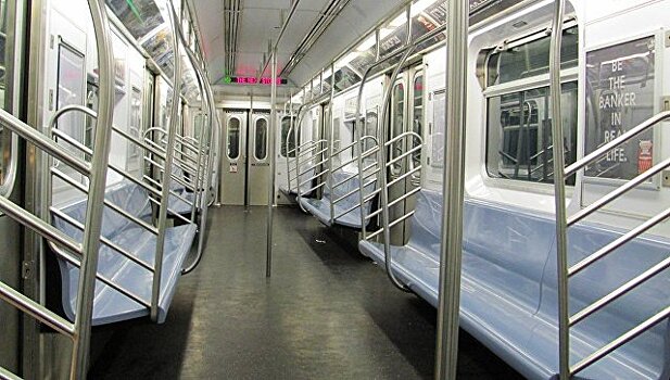 В метро Сингапура столкнулись пассажирские поезда