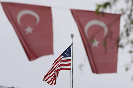 Главы Минобороны США и Турции обсудили Сирию