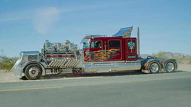 Этот тягач мощностью 4000 лошадей продали за 13 миллионов долларов