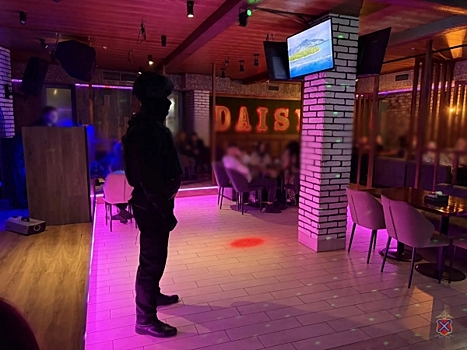 В Волгограде полицейские провели профилактический рейд по заведениям досуга