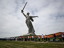 Быстрыкин поручил возбудить уголовное дело по факту оскорбления Родины-матери