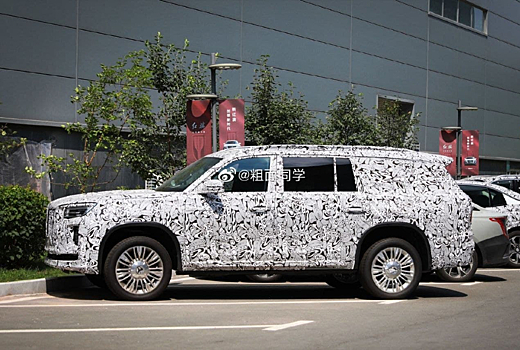 Шпионы показали будущего конкурента Rolls-Royce Cullinan из Китая