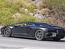 Lamborghini готовит к выходу "горячий" Aventador