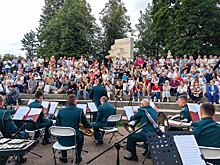 Оркестр Военной академии МТО им. А. В. Хрулёва выступил в Таврическом саду Санкт-Петербурга