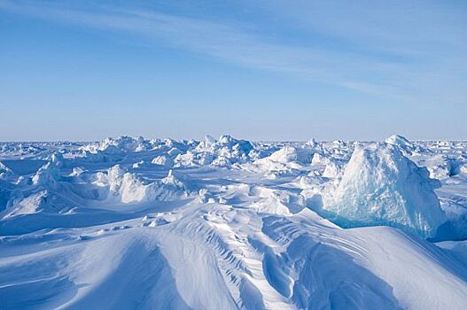 Дрейфующие арктические станции предложили использовать для разведки нефти