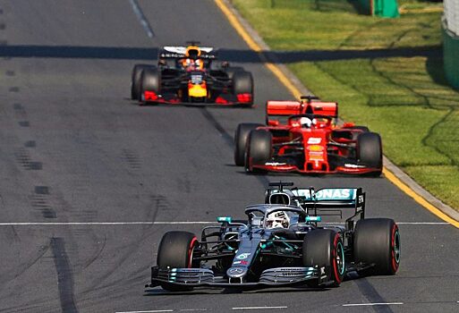 Марк Хьюз: Возможно, Ferrari действительно «придушила» двигатель