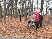 Ученики младших классов Лермонтовской школы в Истре познакомились с представителями маломобильных граждан