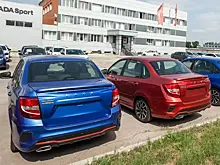 Продажи автомобилей Lada в России упали более чем на 50%