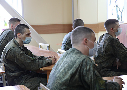 В Энгельсском соединении дальней авиации планируется проведение активных майских праздников