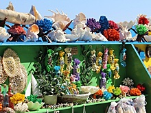 Какие сувениры туристы чаще всего привозят из Греции