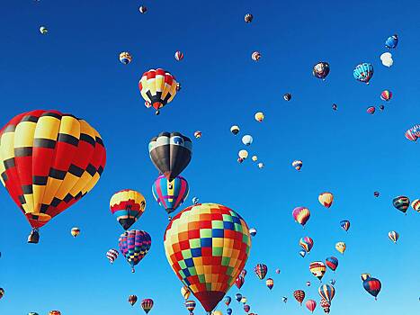 В Приэльбрусье начался финал горного фестиваля воздушных шаров
